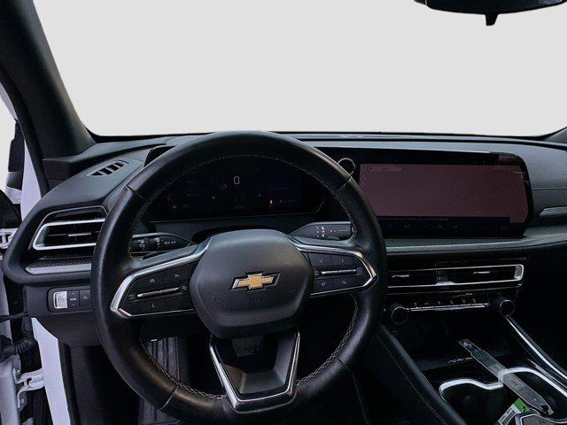 used 2024 Chevrolet Traverse car, priced at $32,784