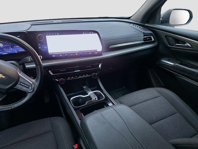 used 2024 Chevrolet Traverse car, priced at $32,784