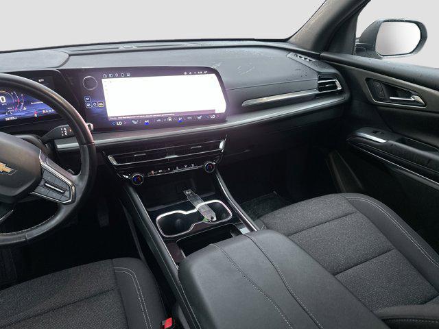 used 2024 Chevrolet Traverse car, priced at $31,329