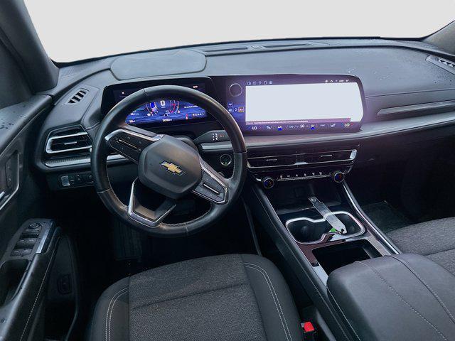 used 2024 Chevrolet Traverse car, priced at $32,784