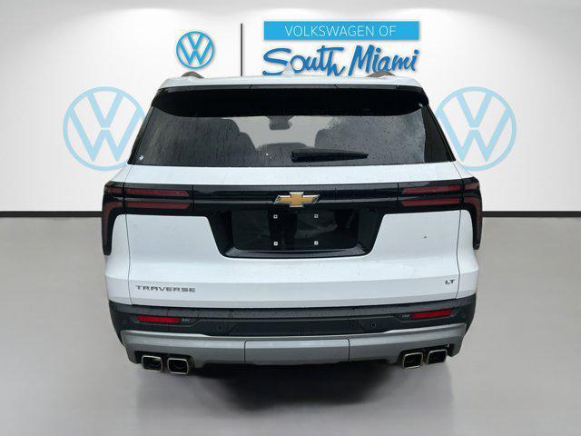 used 2024 Chevrolet Traverse car, priced at $31,329