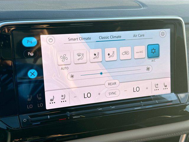 new 2026 Volkswagen Atlas car, priced at $54,470