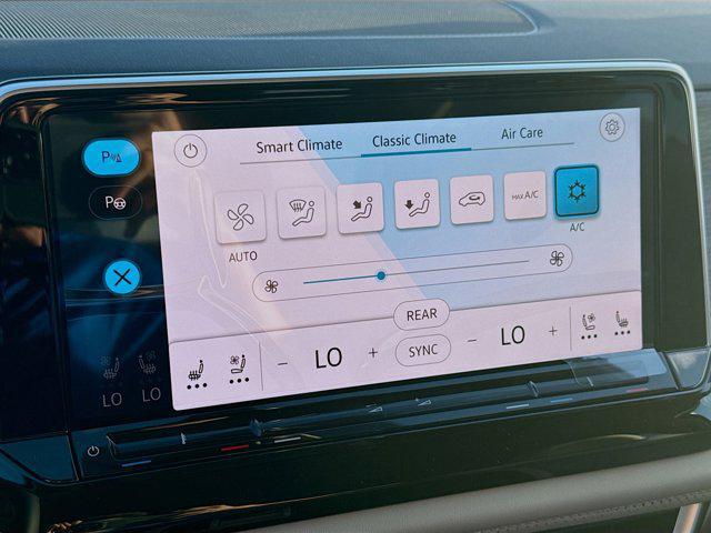 new 2026 Volkswagen Atlas car, priced at $54,970