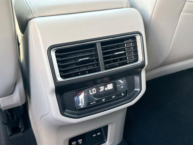 new 2026 Volkswagen Atlas car, priced at $54,470