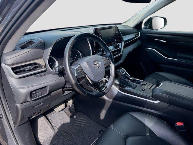 used 2020 Toyota Highlander car, priced at $26,963