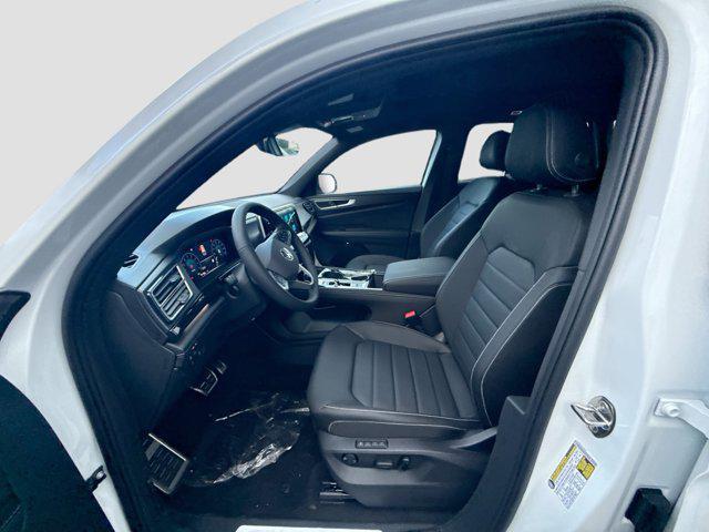 new 2026 Volkswagen Atlas Cross Sport car, priced at $50,801