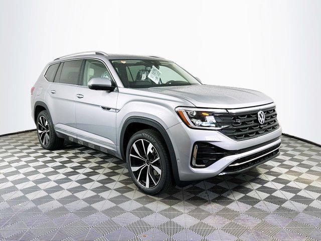 new 2024 Volkswagen Atlas car, priced at $52,660