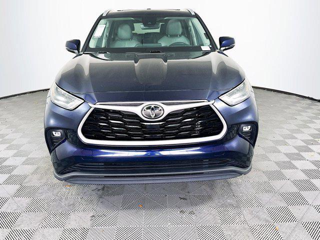 used 2023 Toyota Highlander car, priced at $31,992
