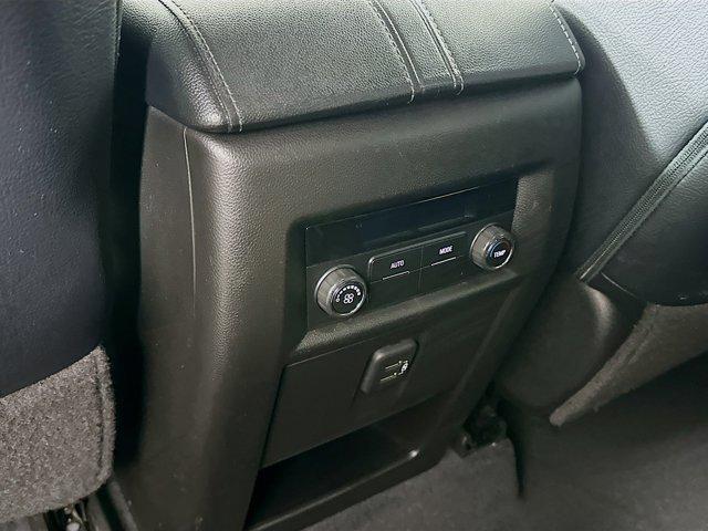 used 2023 Chevrolet Traverse car, priced at $26,996