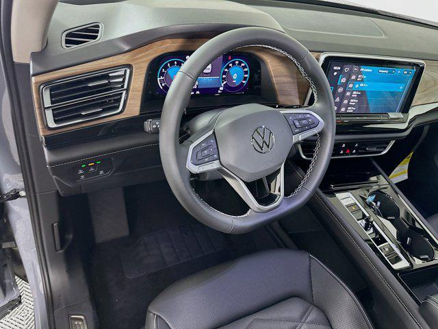 new 2025 Volkswagen Atlas car, priced at $43,766