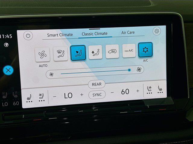 new 2025 Volkswagen Atlas car, priced at $43,084