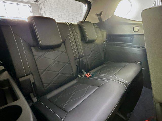 new 2025 Volkswagen Atlas car, priced at $42,766