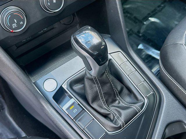 used 2022 Volkswagen Taos car