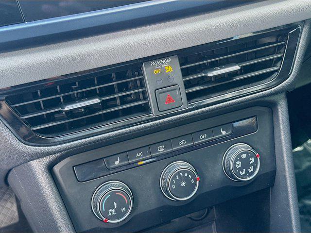 used 2022 Volkswagen Taos car