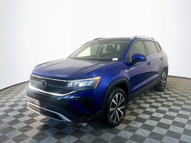 used 2022 Volkswagen Taos car