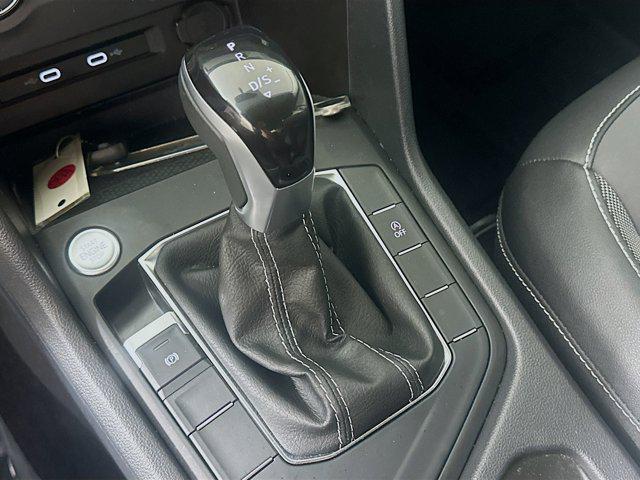 used 2022 Volkswagen Taos car