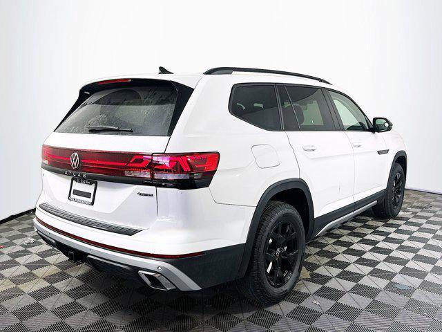 new 2025 Volkswagen Atlas car, priced at $48,111