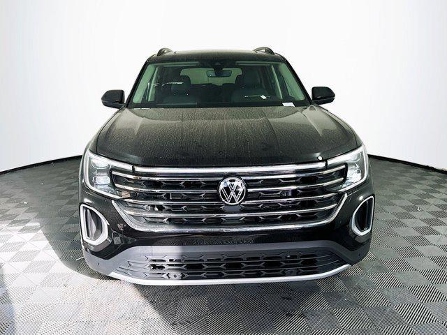 new 2025 Volkswagen Atlas car, priced at $43,423