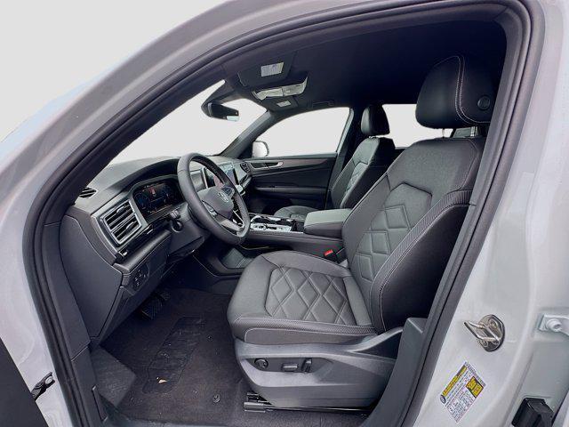 new 2026 Volkswagen Atlas Cross Sport car, priced at $44,158