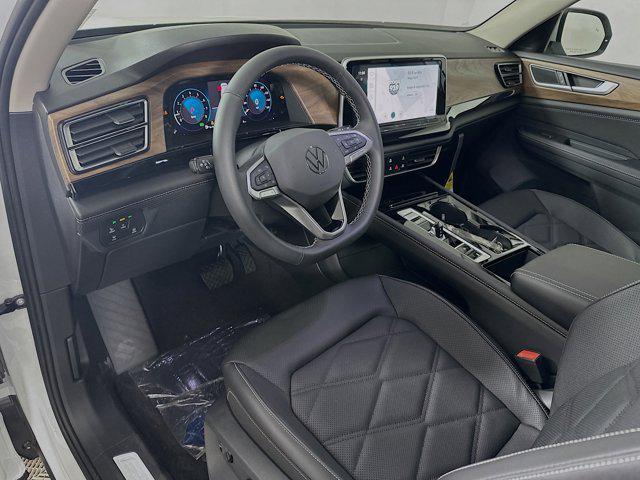 new 2025 Volkswagen Atlas car, priced at $44,631