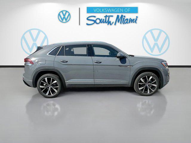 new 2026 Volkswagen Atlas Cross Sport car, priced at $53,761