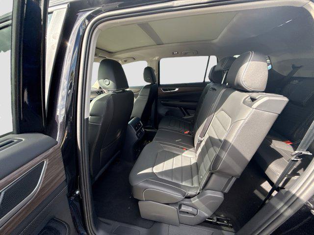 new 2026 Volkswagen Atlas car, priced at $48,956