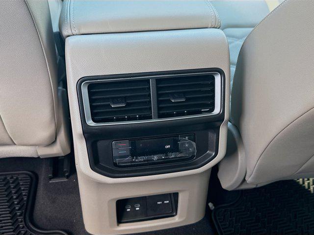 new 2026 Volkswagen Atlas car, priced at $45,212