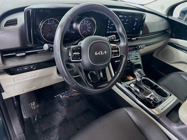 used 2023 Kia Carnival car, priced at $28,636