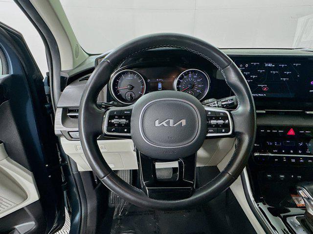 used 2023 Kia Carnival car, priced at $28,636
