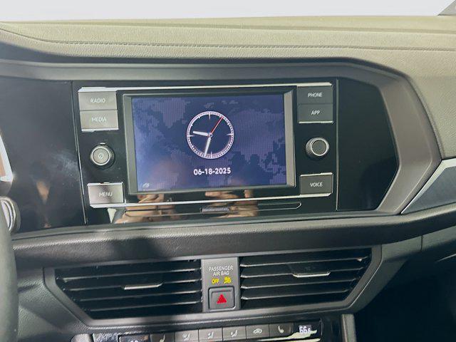 used 2024 Volkswagen Jetta car