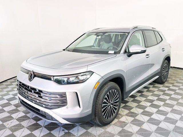 new 2025 Volkswagen Tiguan car, priced at $31,061