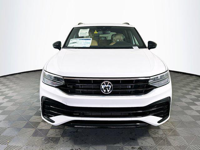 new 2024 Volkswagen Tiguan car, priced at $35,123