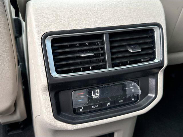 new 2026 Volkswagen Atlas car, priced at $54,331