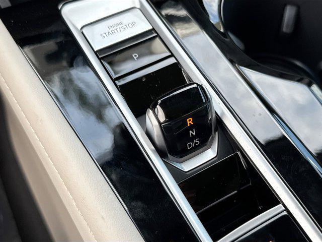 new 2026 Volkswagen Atlas car, priced at $54,331