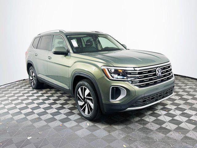 new 2025 Volkswagen Atlas car, priced at $48,461