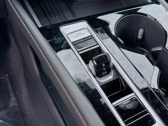 new 2026 Volkswagen Atlas car, priced at $44,793