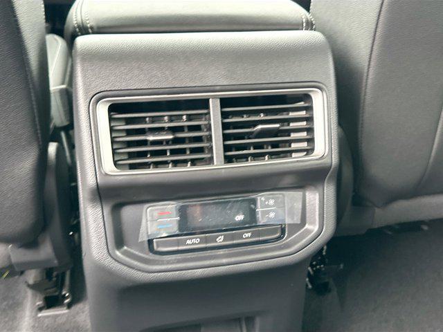 new 2026 Volkswagen Atlas car, priced at $44,293