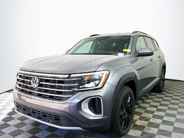 new 2024 Volkswagen Atlas car, priced at $34,482