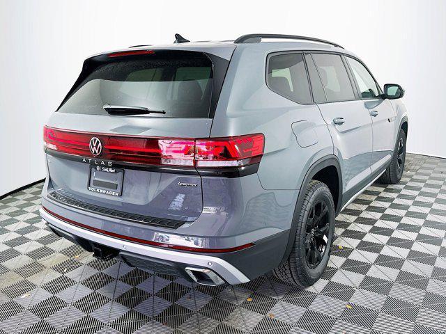 new 2025 Volkswagen Atlas car, priced at $47,601