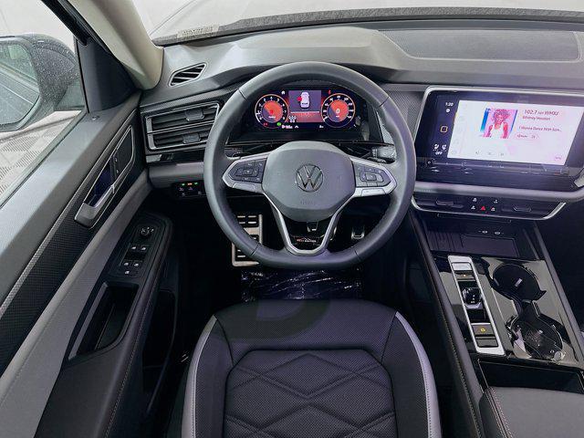 new 2025 Volkswagen Atlas car, priced at $47,601