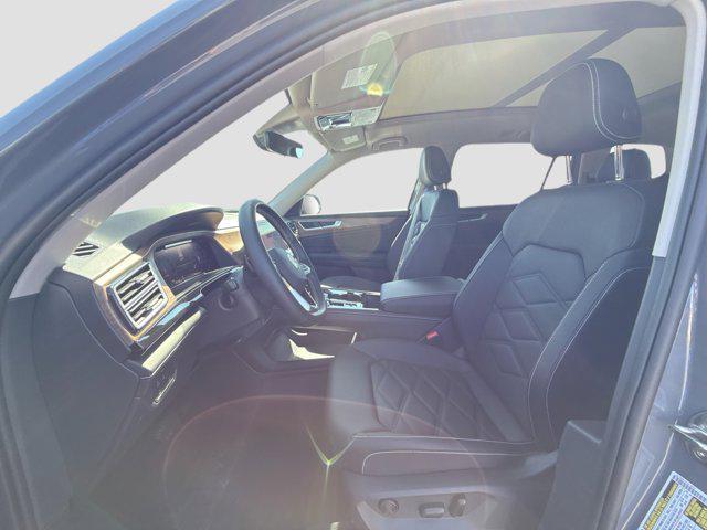 new 2026 Volkswagen Atlas car, priced at $45,649