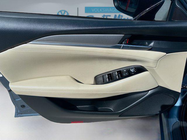 used 2018 Mazda Mazda6 car, priced at $16,326
