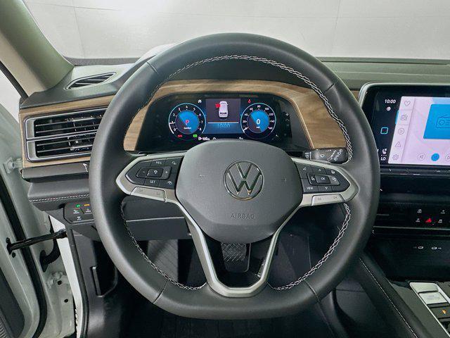 new 2025 Volkswagen Atlas car, priced at $43,596