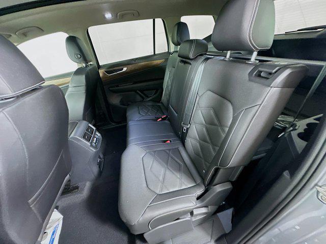 new 2025 Volkswagen Atlas car, priced at $42,486