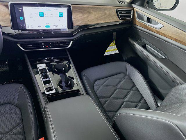 new 2025 Volkswagen Atlas car, priced at $42,486