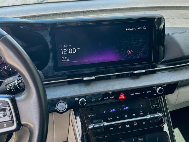 used 2023 Kia Carnival car, priced at $29,495