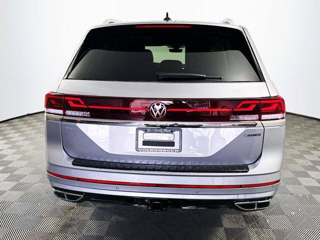 new 2025 Volkswagen Atlas car, priced at $53,181