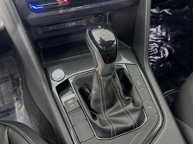 used 2024 Volkswagen Tiguan car