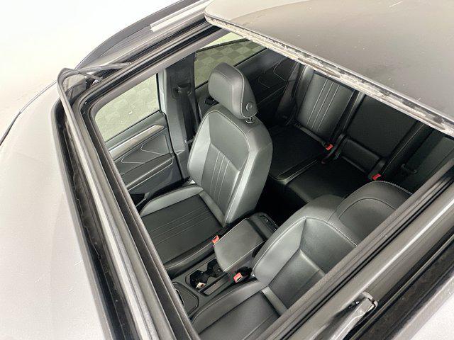 used 2024 Volkswagen Tiguan car