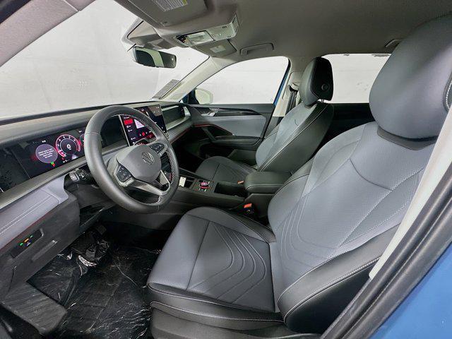 new 2025 Volkswagen Tiguan car, priced at $35,281